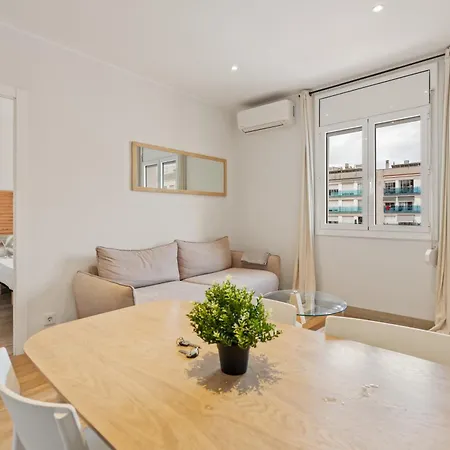 Flateli Espronceda 32 Apartament *