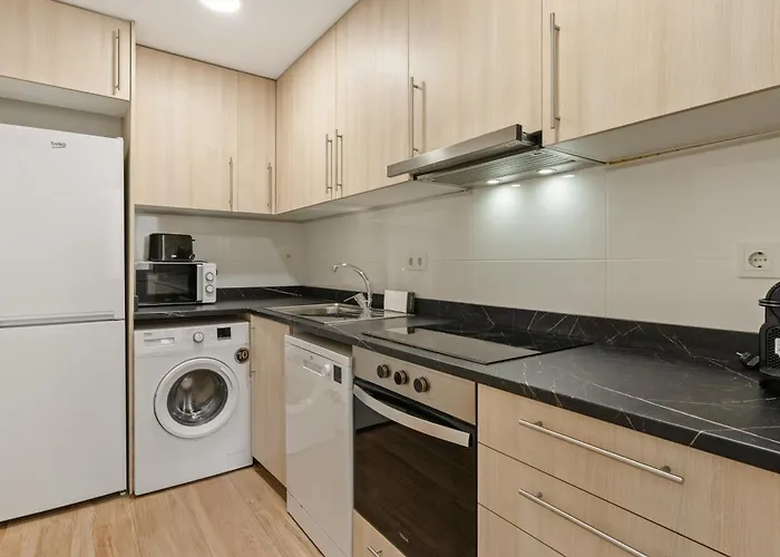 Flateli Espronceda 32 * برشلونة