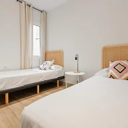 Flateli Espronceda 32 *